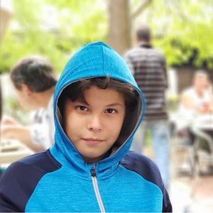 Meet your Posher, Andres